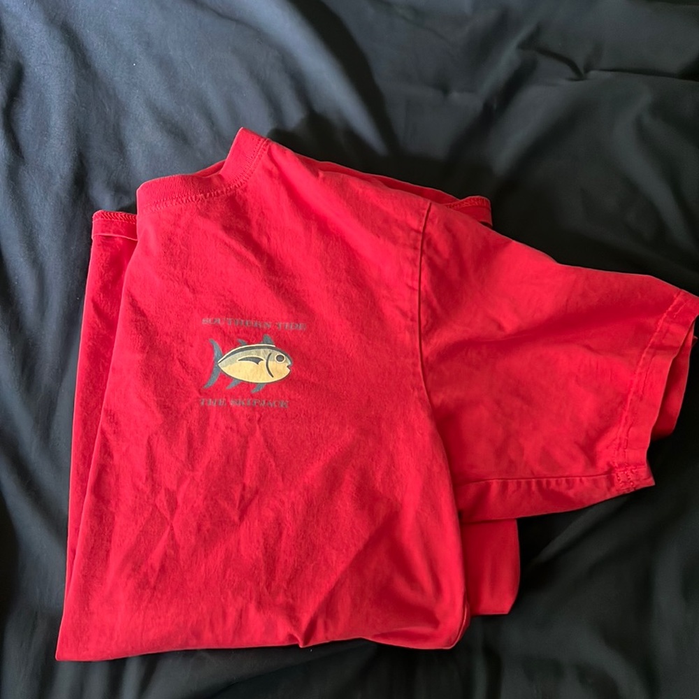 Southern Tide tshirt